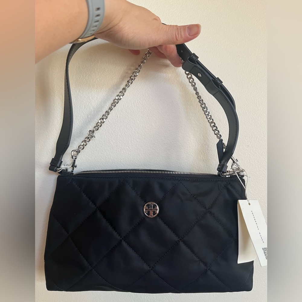 Tory Burch Willa Black Quilted nylon zip Shoulder Bag nwt